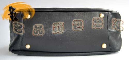 7995 Prada新款高檔牛皮OL職業(yè)風(fēng)格女包 Prada手提包 新款上市 黑色