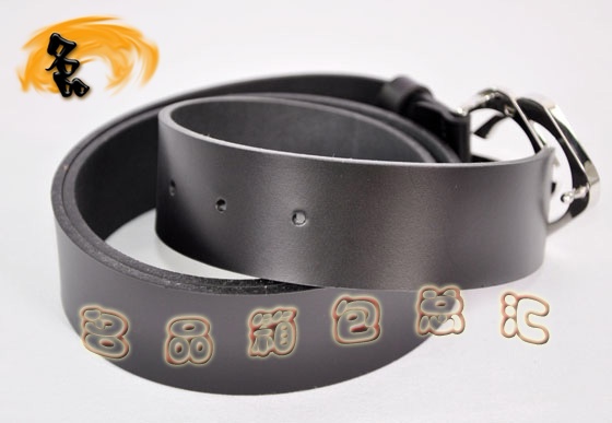 182320 �������¿� GucciƤ�� Gucci�M�ڸߙnţƤ��ʿƤ�� Gucci���� ����Ʒ�|(zh��)