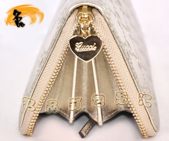 154591 һ��һƷ�| Gucci�M��ţƤ�pG�����r�����eŮʿ�X�� Gucci�L���X�� �yɫ