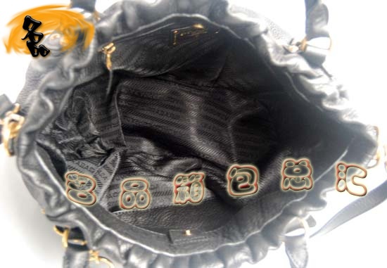 80066 正品品質(zhì) Prada最新款 進(jìn)口牛皮時(shí)尚女包 Prada斜挎包 Prada手提包 黑色