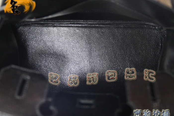 Hermes蜥蜴紋 經(jīng)典款30cm Birkin系列 愛(ài)馬仕鉑金包 Hermes手提包 特制品 實(shí)時(shí)報(bào)價(jià)