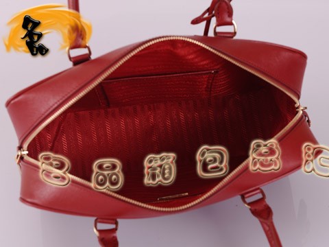 BL0094 Prada手提包 時尚休閑普拉達女包 原版一比一品質進口頭層牛皮女包 紅色