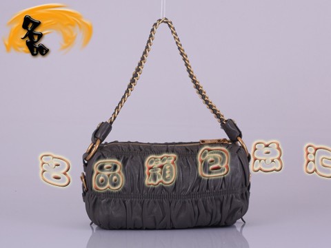 BL0651 普拉達(dá)最新款褶皺羊皮女包 Prada手拎包 Prada單肩包 原版一比一品質(zhì) 灰色