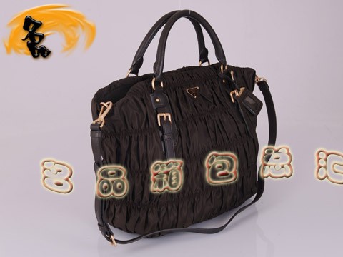 BN1611 �����_���¿��ް�ϵ��Ů�� ��ˮ��������Ůʿб��� Prada����� ��ɫ