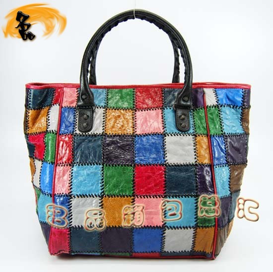 228760  ������������� BalenciagaŮ��  �M����Ƥ�r�����e�� ��ɫ