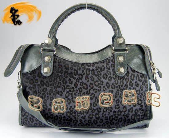 084332A Balenciaga�μ�� �������ҙC܇�� �M��ţƤ����Ů�� ���y��ɫ