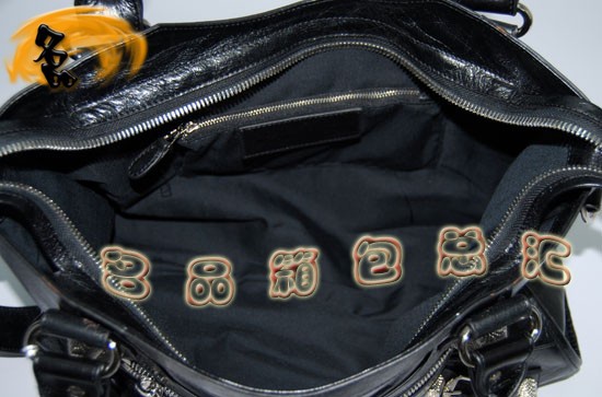 173084A Balenciaga手提包 巴黎世家單肩包 進(jìn)口牛皮經(jīng)典時(shí)尚女包 機(jī)車包 黑色