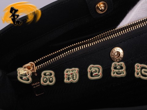 BN1874 Prada單肩包 新款時(shí)尚女士休閑包 十字紋進(jìn)口牛皮女包 普拉達(dá)手提包 黑色
