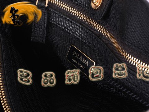 BN1874 Prada單肩包 新款時(shí)尚女士休閑包 十字紋進(jìn)口牛皮女包 普拉達(dá)手提包 黑色