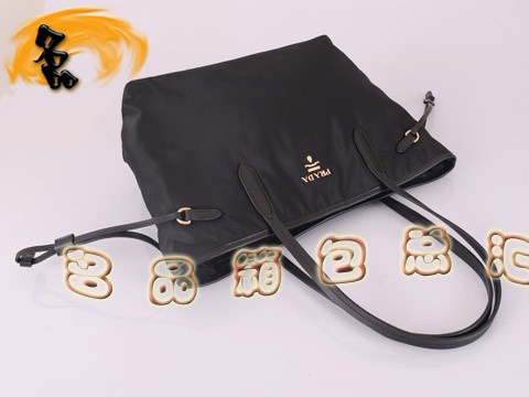 BR3924  �����_�μ�� Prada���e�� ��ˮ��������Ů�� ������ ��ɫ