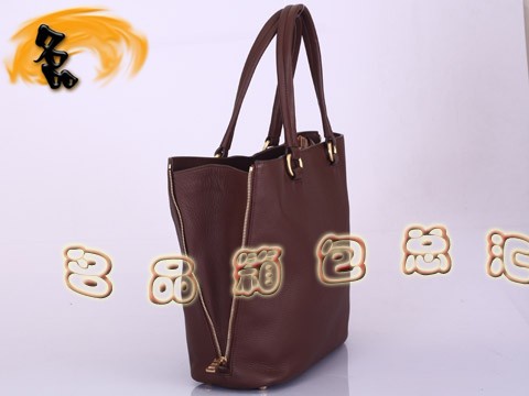 BR4372 Prada單肩包 新款時尚女士休閑包 進(jìn)口牛皮女包 普拉達(dá)手提包 啡色