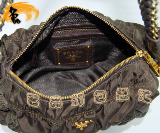 29210 �����_���¿�Ů�� Prada����� Prada�μ�� ԭ��һ��һƷ�| ��ɫ