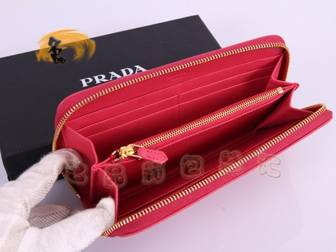 1M0506 Prada���¿� ����X�� Pradaʮ�ּyţƤ����X�� �����_(d��)�L���X�A õ�tɫ