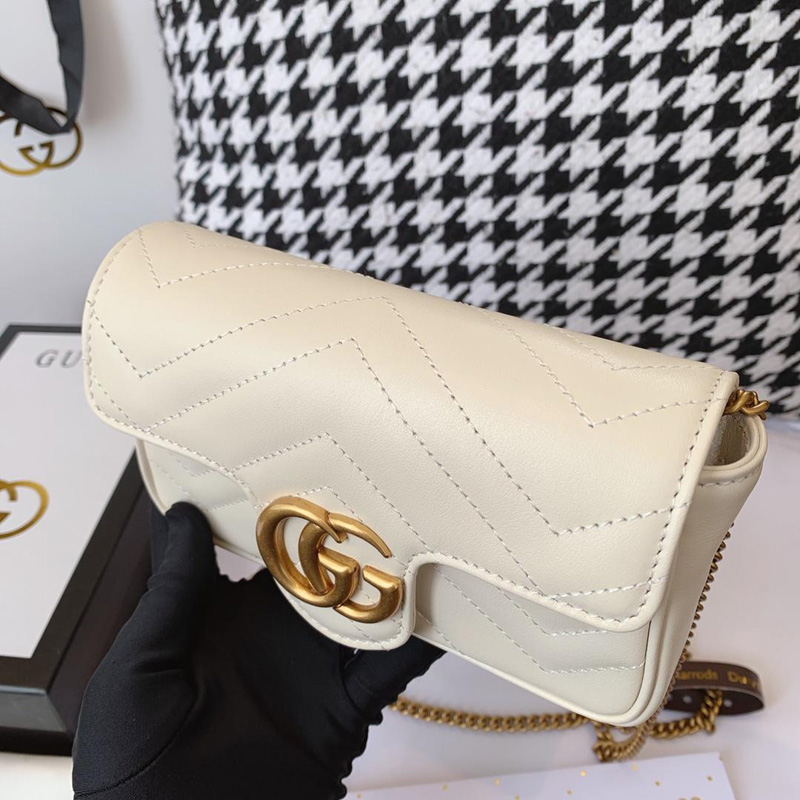 476433 Gucci GG Marmont系列絎縫皮革超迷你手袋 白色