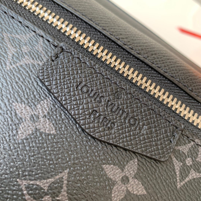M30245 LV OUTDOOR 腰包 Monogram 帆布男包 LV腰包 黑色