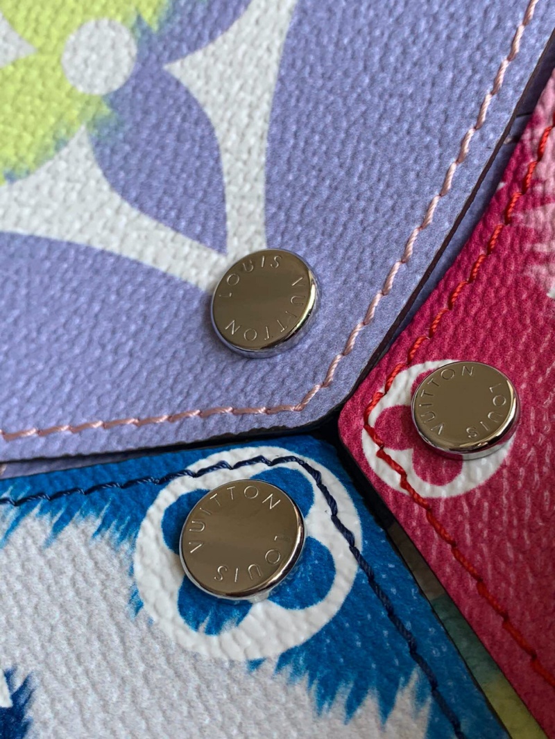 M69119 LV LV ESCALE POCHETTE KIRIGAMI 手袋 LV三合一手拿包
