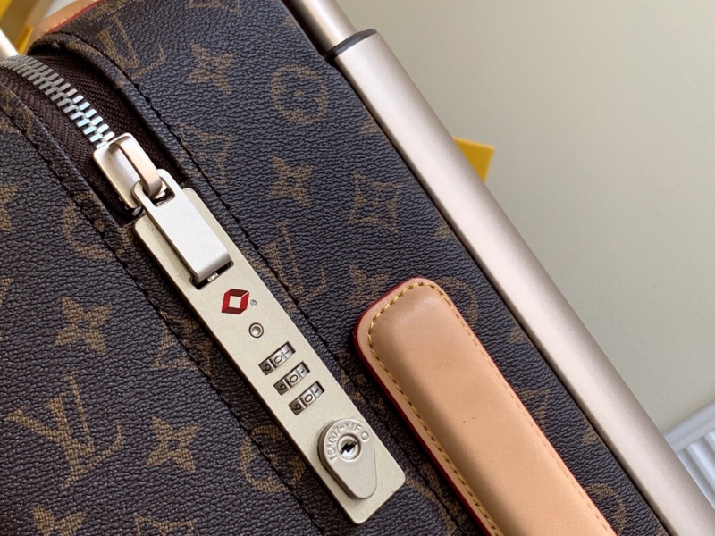 M23203 LV Monogram Horizon 四輪55厘米拉桿箱 老花