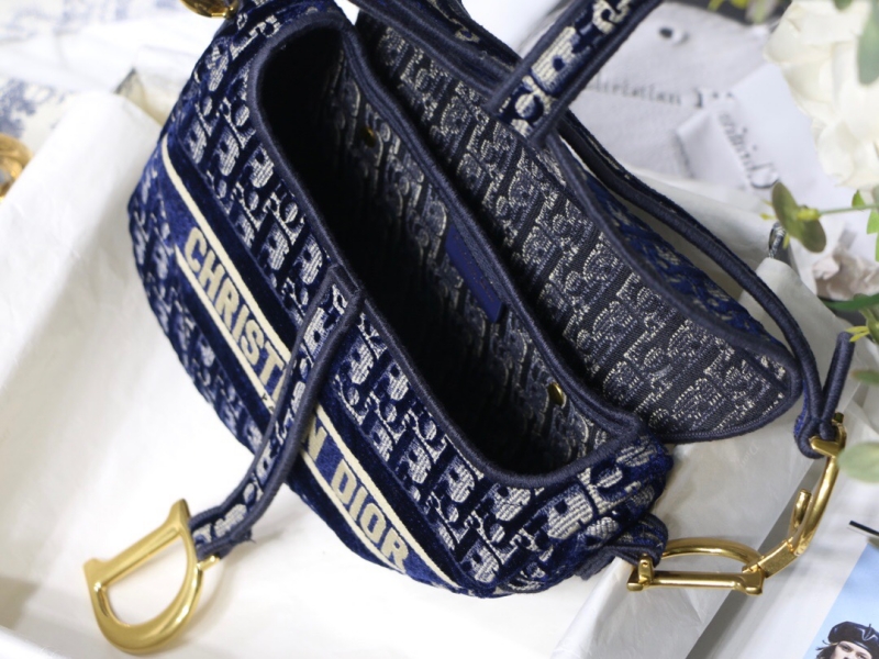 M0446 Dior Saddle馬鞍包 Dior Oblique 繡花絲絨 藍色