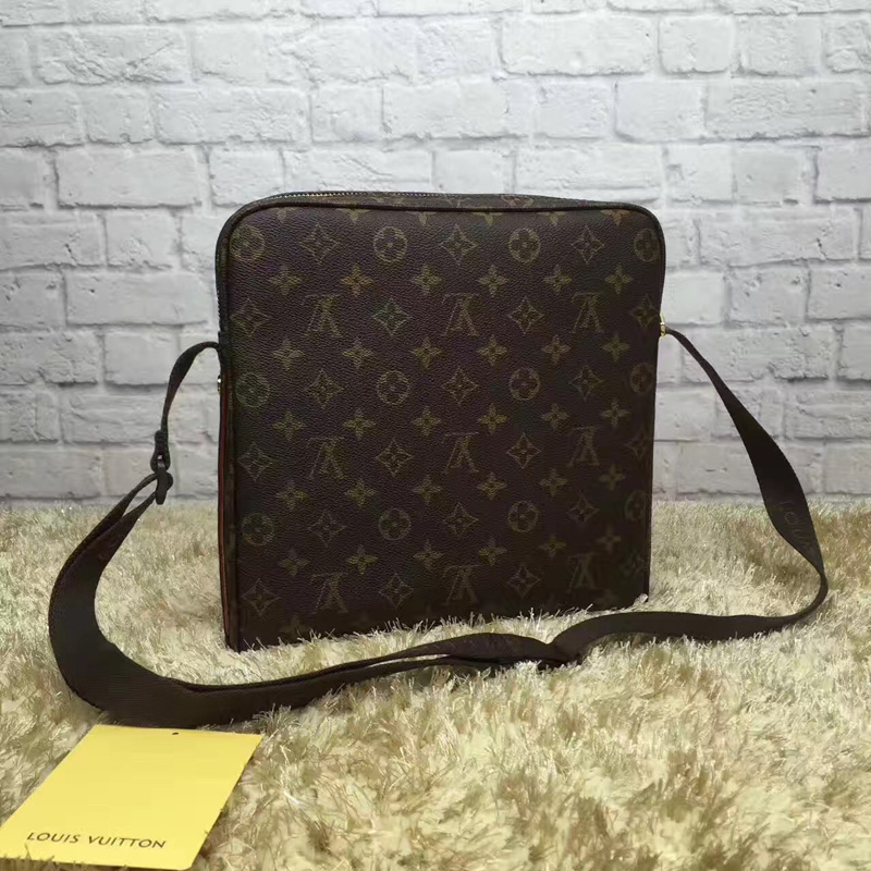M97037 LV Monogram老花男士斜挎包 LV斜挎包 LV時尚男包 小號
