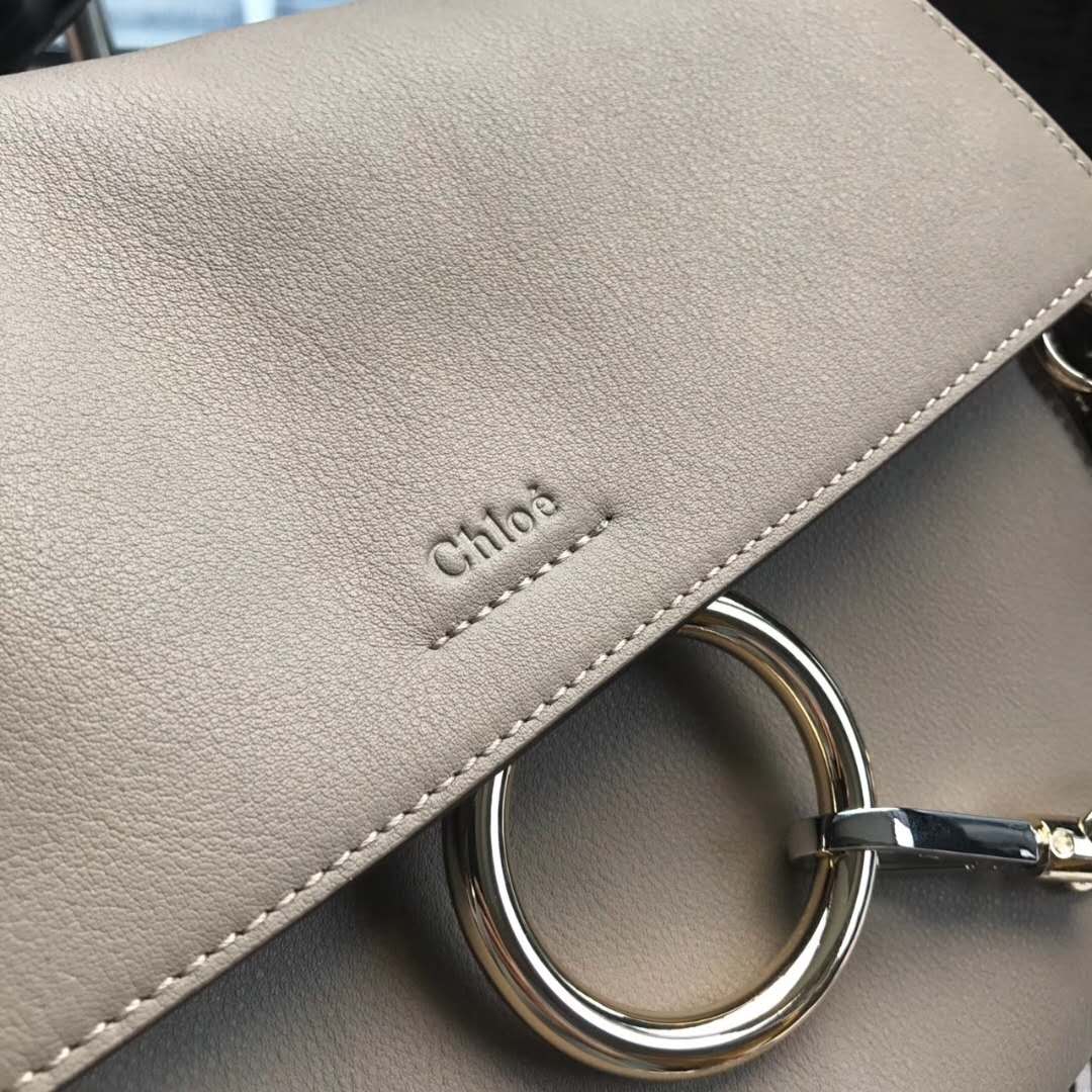 Chloé 珂洛伊 Faye Day 定制肩帶 大號 圓環鏈條 單肩斜挎包 卡其色