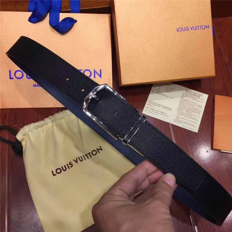 M9071S LV腰帶 Taiga皮革 SLENDER 雙面可用 男士腰帶 黑藍(lán)銀扣