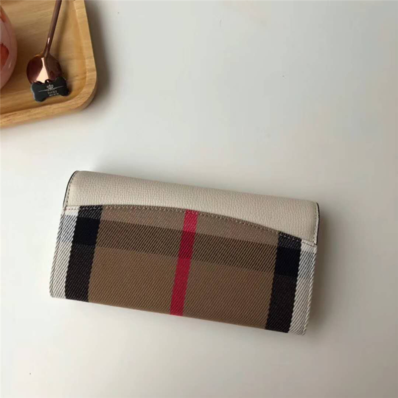 39968611 Burberry巴寶莉 Banner手袋系列 House格紋 拼皮長款錢夾 白色