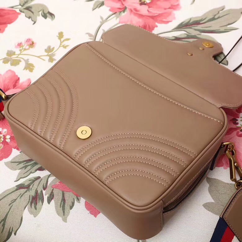 498100 Gucci GG Marmont系列 絎縫 翻蓋 肩背包 棕色