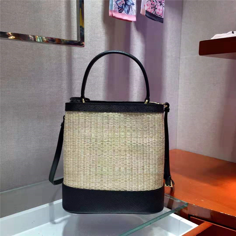 1BA212 Prada Panier 纖維編織 Prada手工編織 普拉達(dá)手提袋 黑色