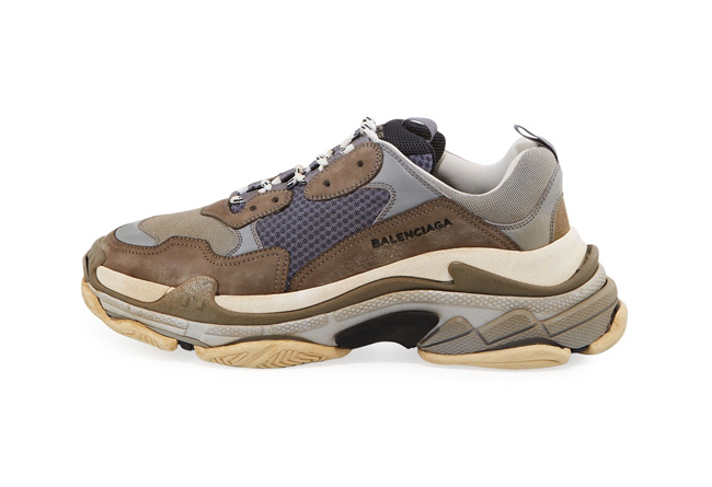 Balenciaga  ٩�������������Ҽ���Balenciaga Ҳ�Ƴ���һ��͹��\��Ь��