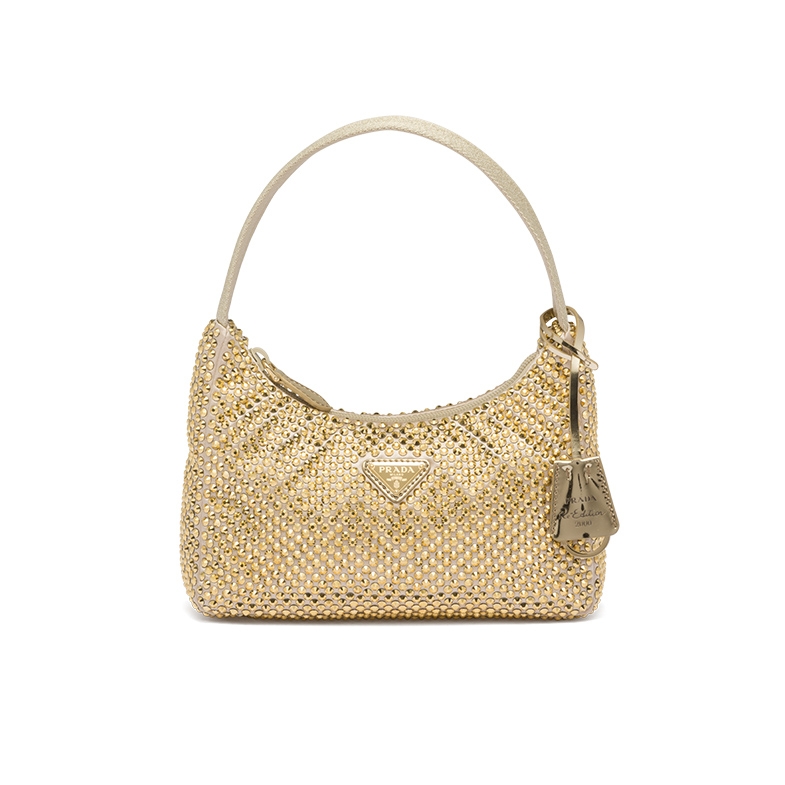2022�ļ�Prada��Ϧ���˹����x��7���ɫϵ��Ʒ�����]�����ǰ���ˮͰ����Ҹ�°�...չ�F��Ƚ��Եĝ����⣡-4