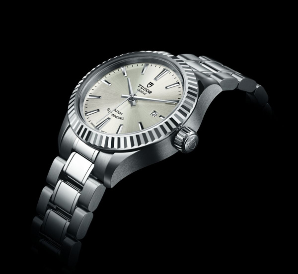 TUDOR Styleϵ����� ��(j��ng)���(f��)�ŕr�� 