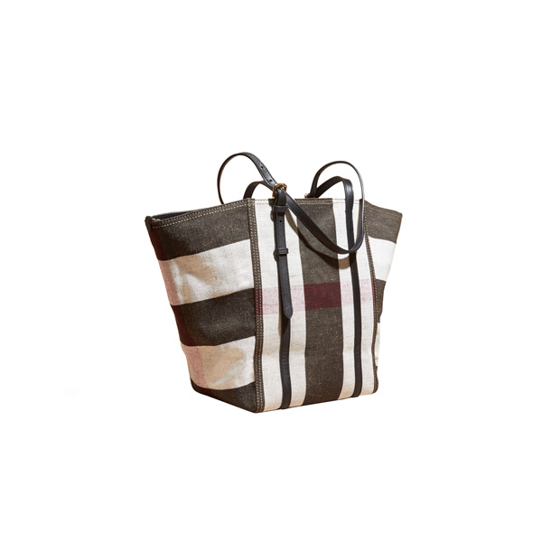 Burberry �Ƴ�ȫ������Ӿ�bϵ��
