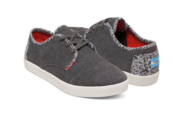 ���m�����L�У�TOMS�Ƴ��ﶬϵ����Ь
