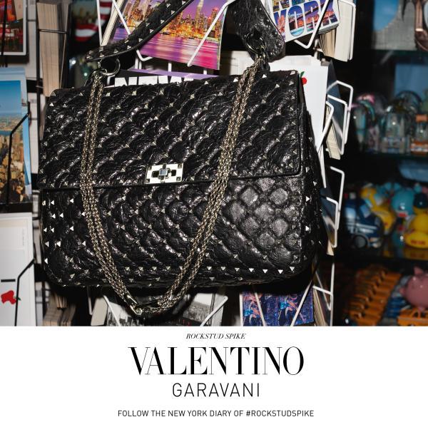 VALENTINO ROCKSTUD SPIKE�ִ������ĕr������